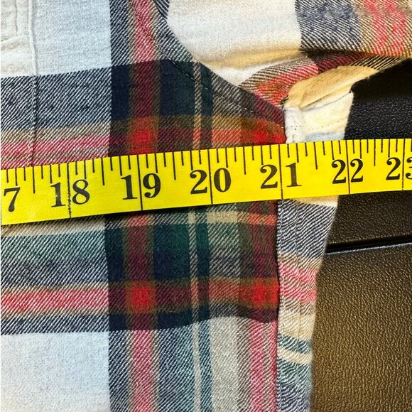 J. Crew Flannel Button Down Size L Red and Blue Plaid Long Sleeve - Picture 6 of 7